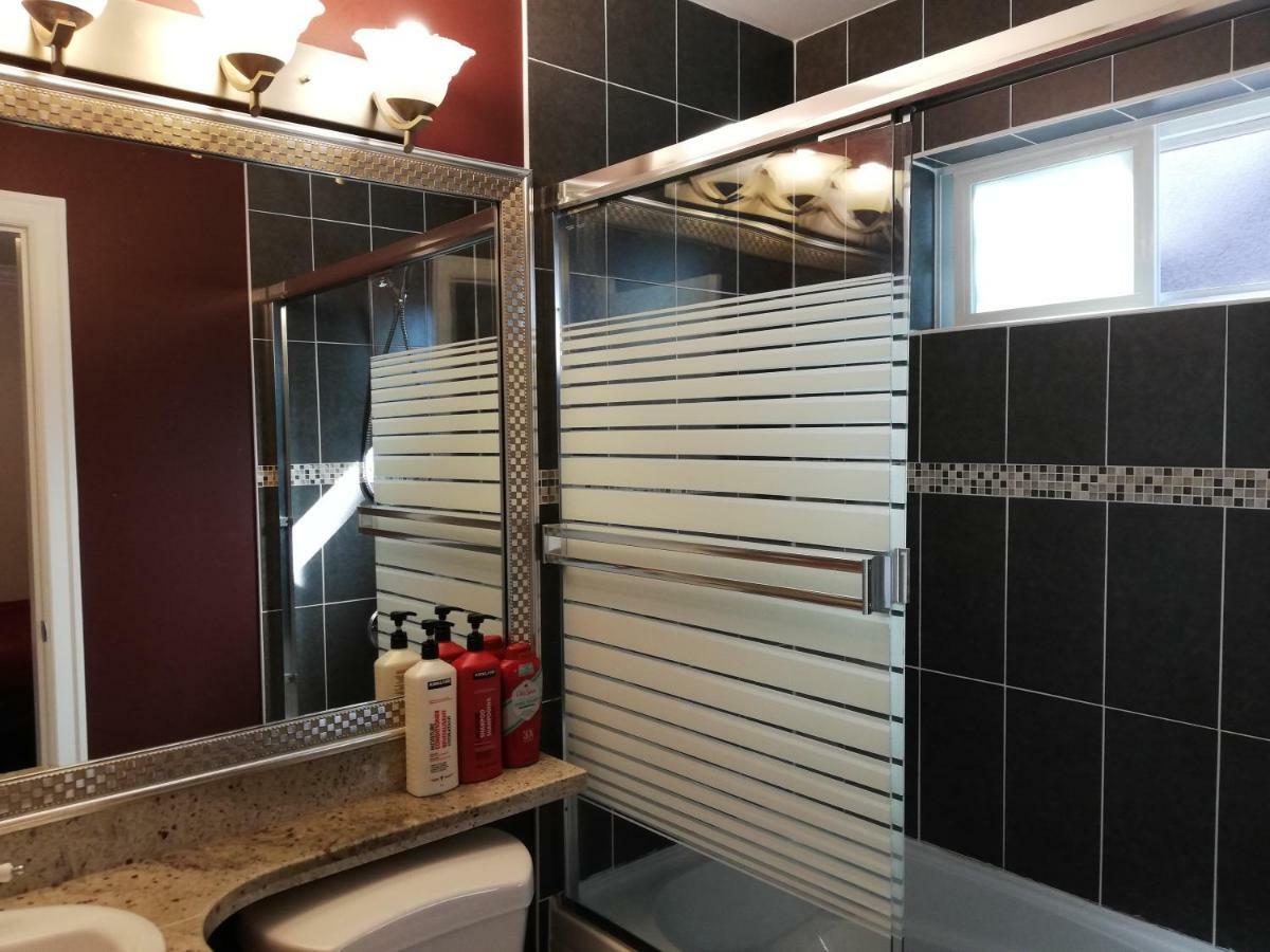 Vancouver Home Inn By Elevate Rooms Burnaby Zewnętrze zdjęcie